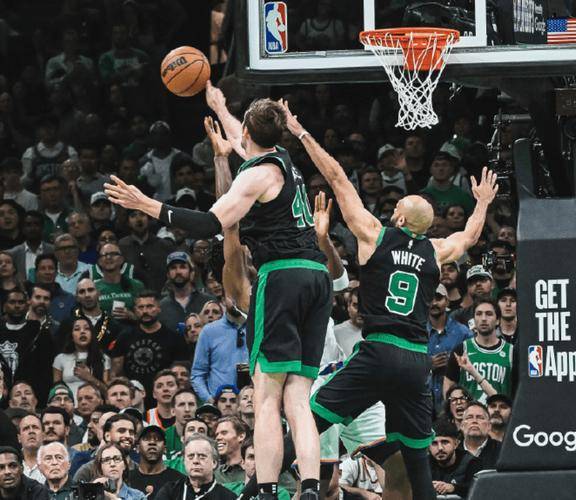 爱游戏官方网站-包含凯尔特人关键时刻失误不断，球队憾负对手，帖子这些以上能够软件.的词条-爱游戏官方网站