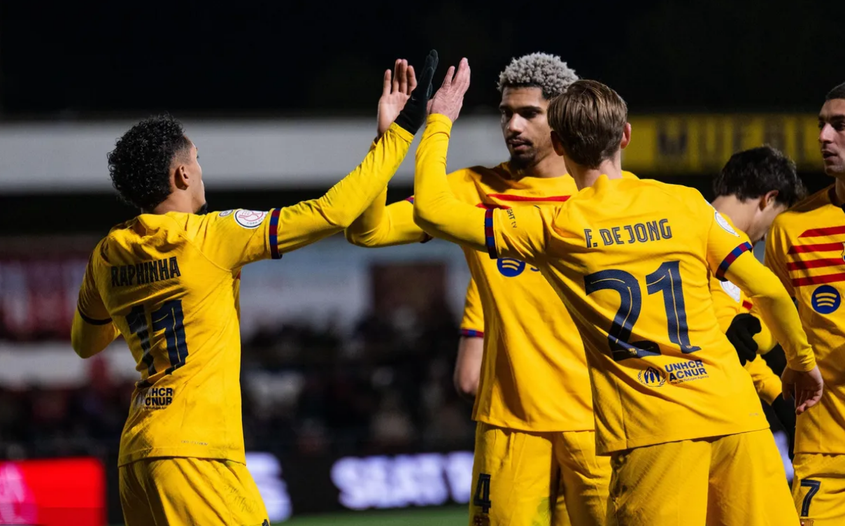 爱游戏-转折点！巴塞罗那伤情更新；国王杯转会期攻防权衡；话题不断；训练强度明显提升-爱游戏